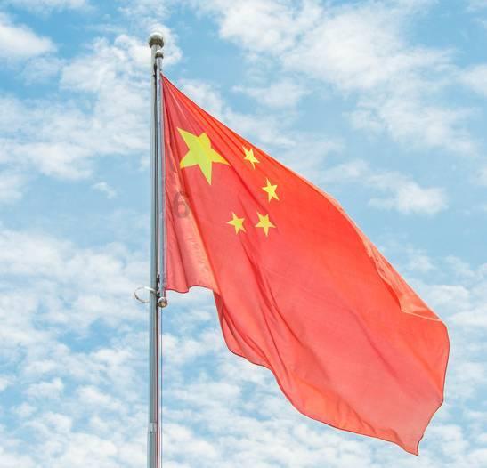 东营农商银行开展“翰墨飘香 送福迎新”新春走基层活动
